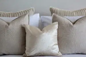 Amylia-9Bedroom-RoseRoom-1